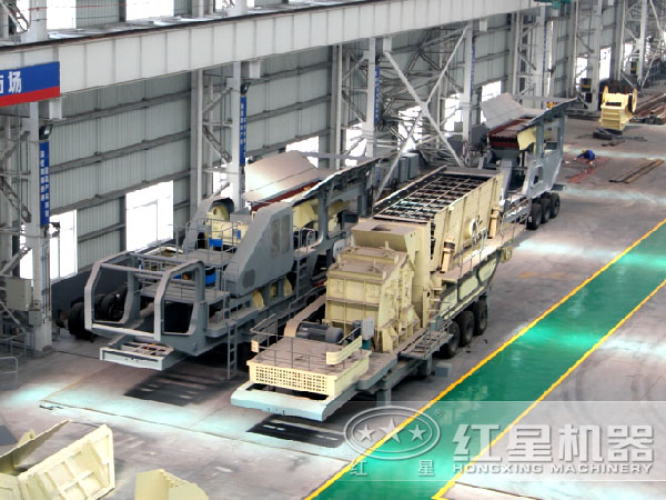 移動式制砂機(jī)生產(chǎn)車間 移動式制砂機(jī)生產(chǎn)車間