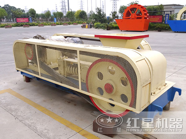 去哪選購對(duì)輥式破碎機(jī)價(jià)格比較優(yōu)惠靠譜 去哪選購對(duì)輥式破碎機(jī)價(jià)格比較優(yōu)惠靠譜