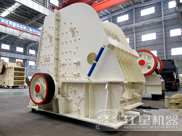 想要高產(chǎn)穩(wěn)產(chǎn)優(yōu)產(chǎn)——選擇反擊式破碎機(jī)，演繹一出破碎好戲