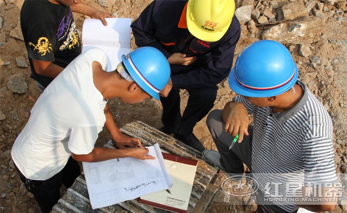 指導(dǎo)安裝現(xiàn)場(chǎng) 指導(dǎo)安裝現(xiàn)場(chǎng)