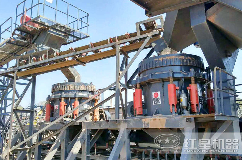 圓錐破碎機(jī) 圓錐破碎機(jī)