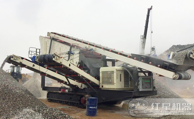 移動振動篩現(xiàn)場 移動振動篩現(xiàn)場