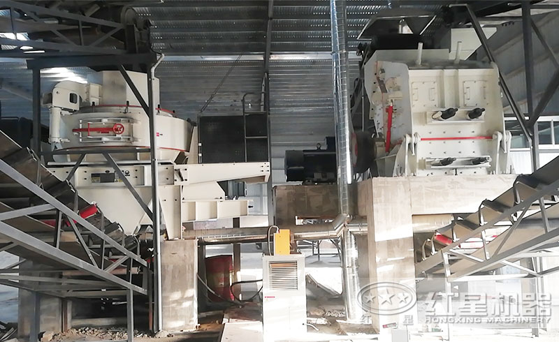 VSI制砂機(jī)生產(chǎn)現(xiàn)場(chǎng) VSI制砂機(jī)生產(chǎn)現(xiàn)場(chǎng)