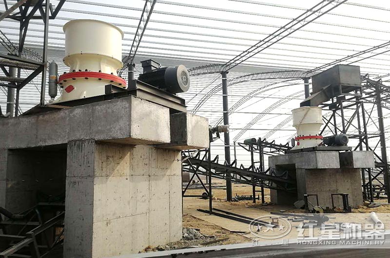 單缸圓錐破碎機(jī)生產(chǎn)現(xiàn)場(chǎng) 單缸圓錐破碎機(jī)生產(chǎn)現(xiàn)場(chǎng)