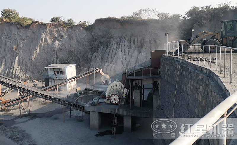 PCZ1615重錘式破碎機(jī)產(chǎn)量是多少？多少錢一臺(tái)？