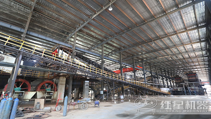 破碎洗沙設(shè)備多少錢，一小時產(chǎn)量200噸