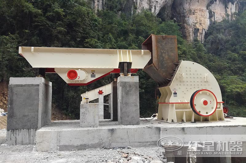 錘式破碎機(jī) 錘式破碎機(jī)